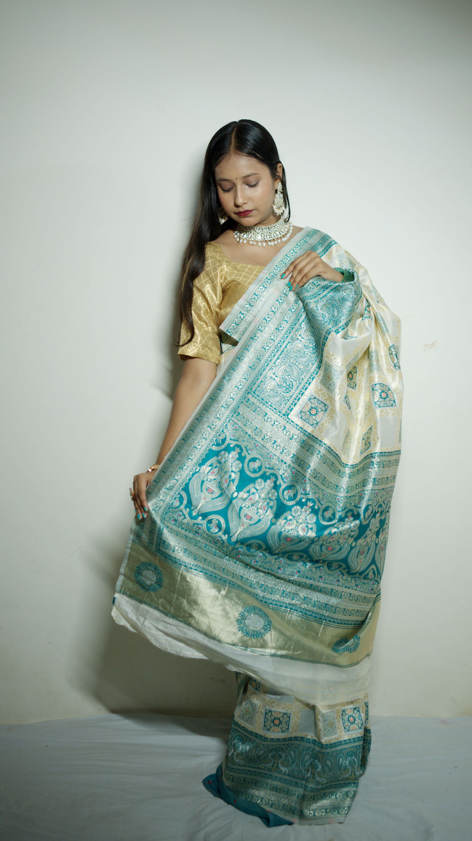 Chand Neel Banarasi Saree